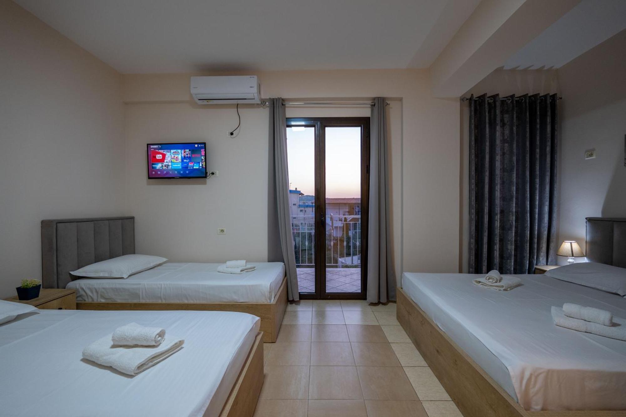 Twins Hotel Ksamil Exterior photo
