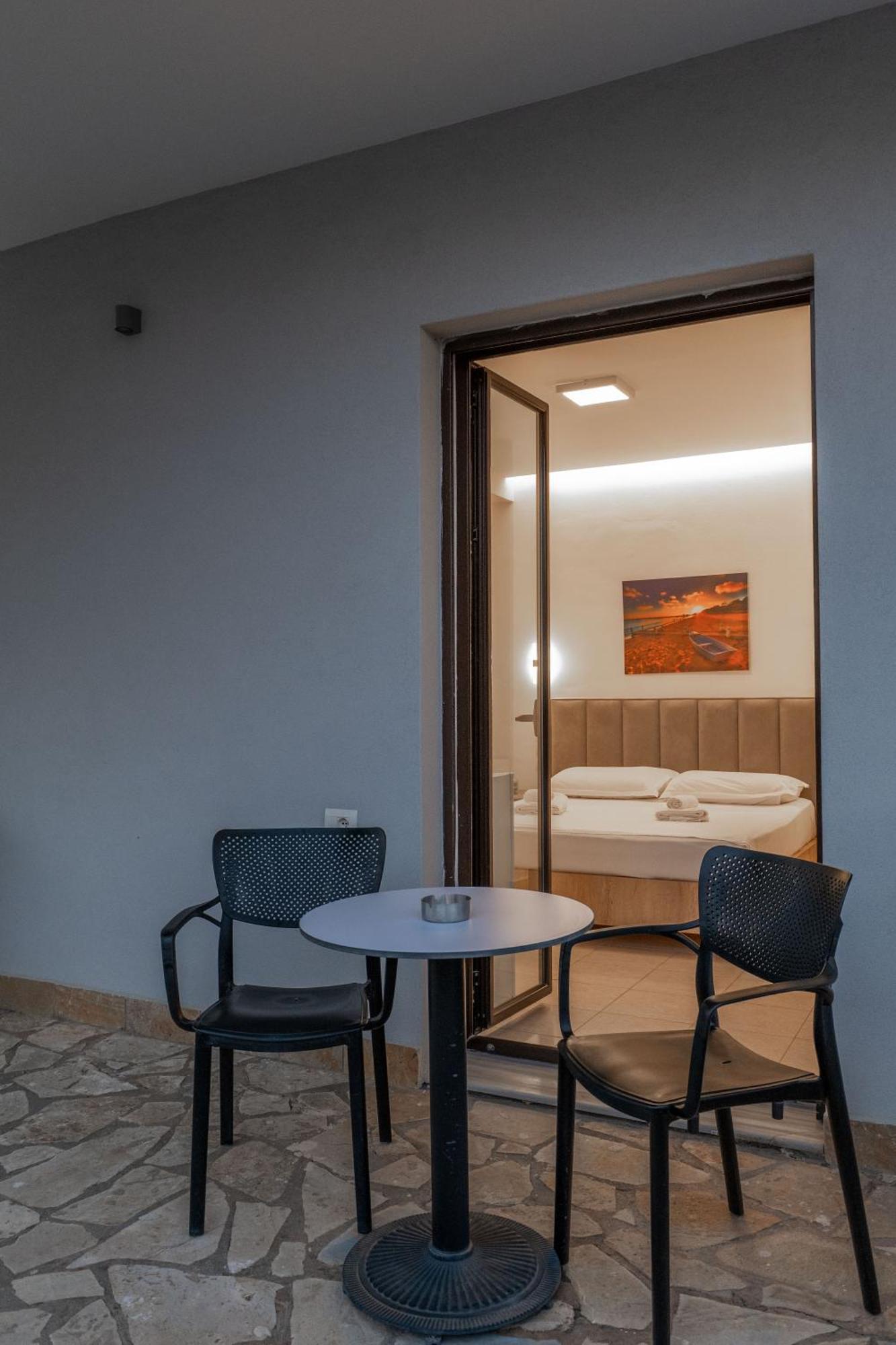 Twins Hotel Ksamil Exterior photo